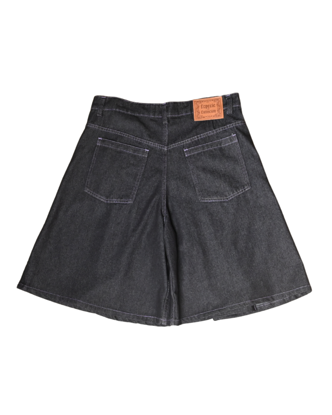Bermuda negra de mezclilla oversize unisex vista trasera