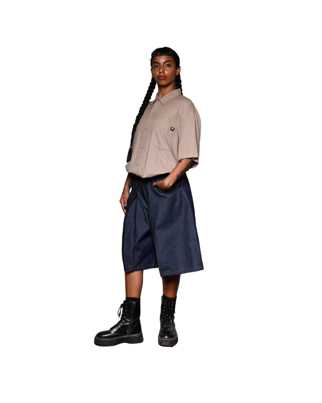 Khaki linen shirt. Signature