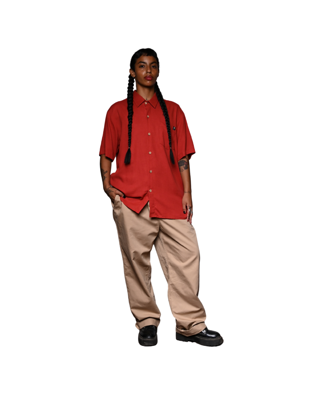 Red linen shirt. Signature