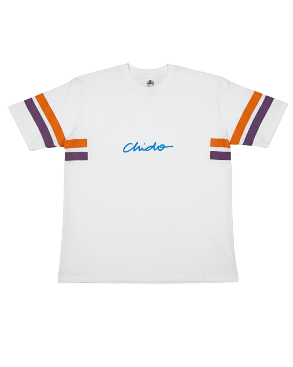 Vista trasera de playera oversize blanca EEE con serigrafía puff de CHIDO